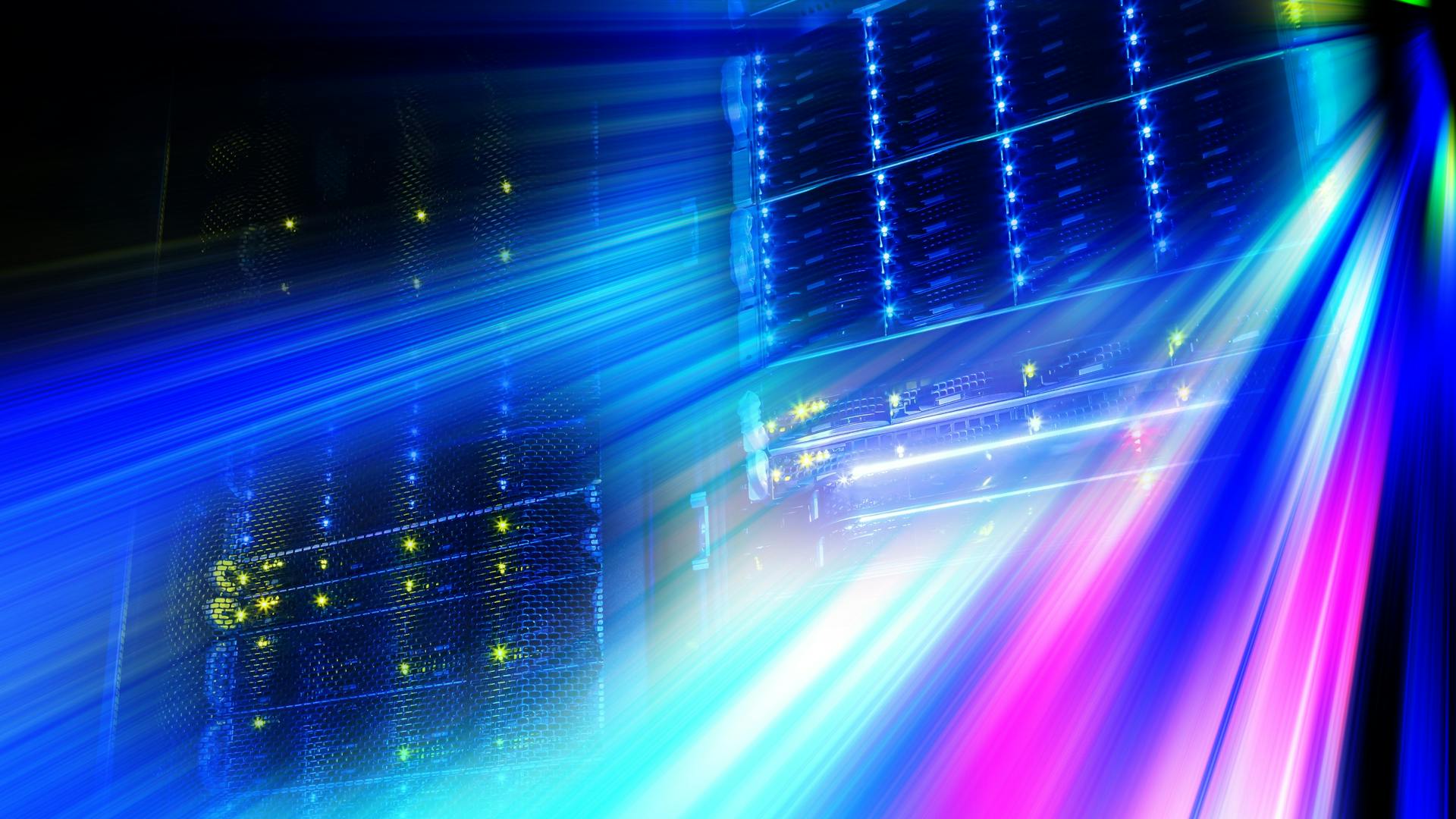 datacenter_dreamstime_l_76252961