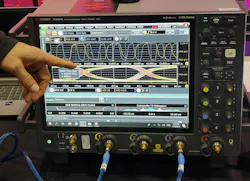 Keysight UXR0334B oscilloscope supports four channels Keysight UXR0334B oscilloscope supports four channels