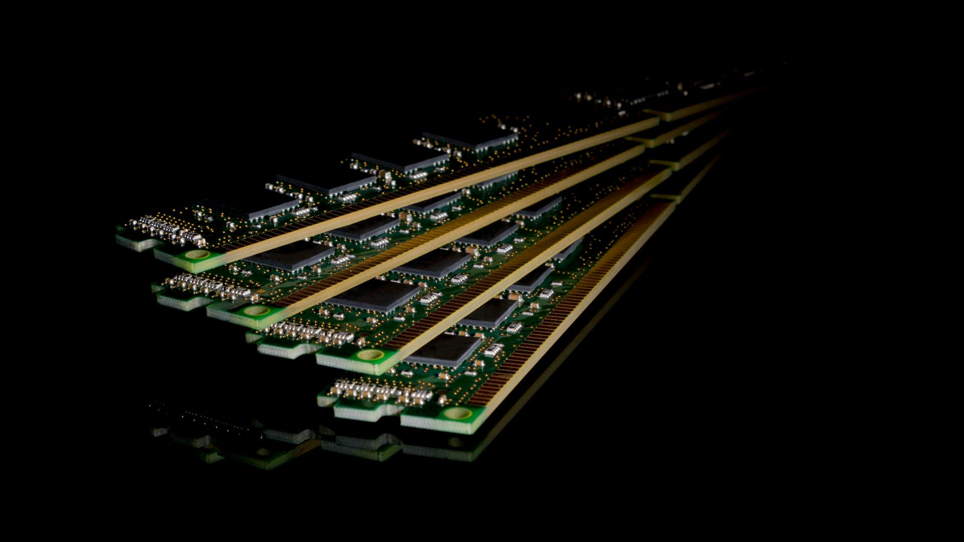 ram_dreamstime_l_79600531