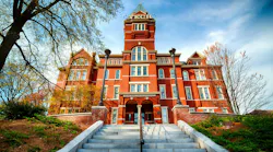 dreamstime_robhainer__143554845 dreamstime_robhainer__143554845