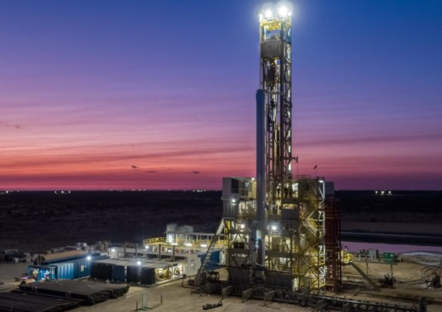 Exxon Mobil Photo 64b982ffe081a