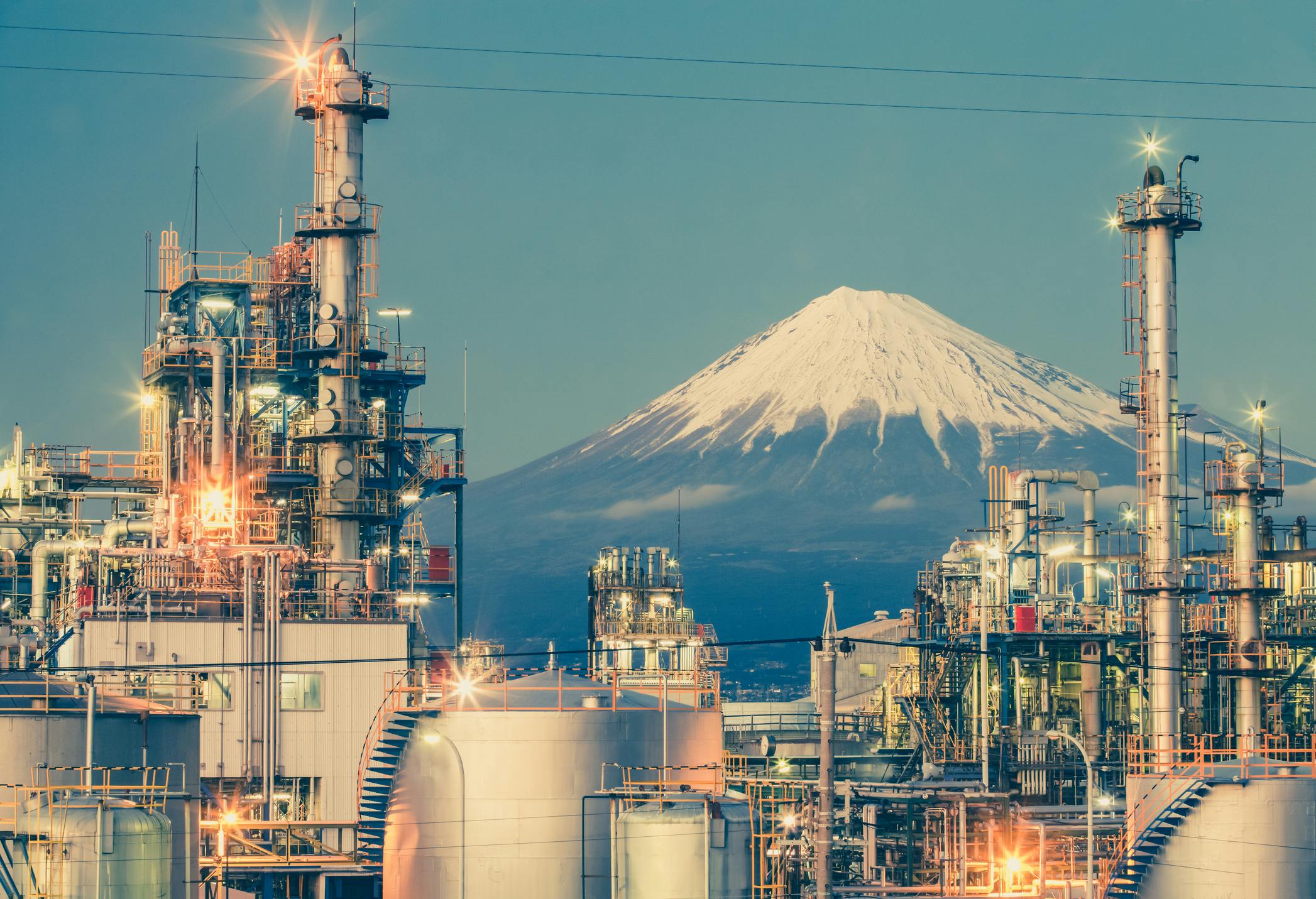 67eabcc7465fcaa694b68c60 Decarbonzing Japan