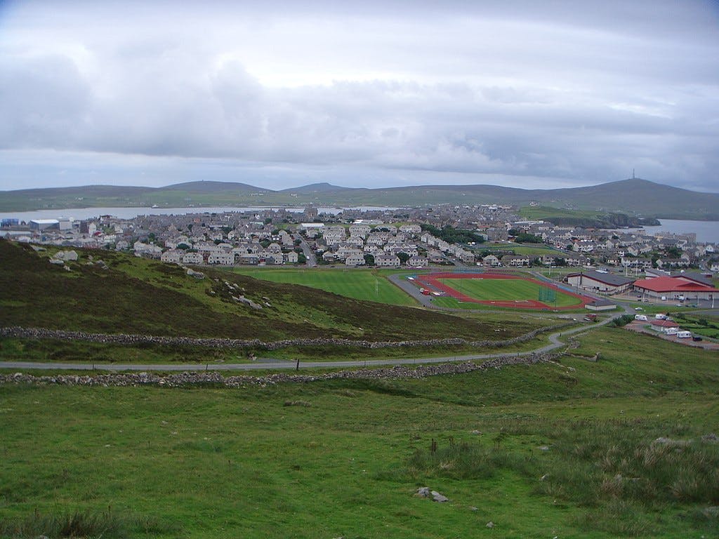 Image of Shetland settlement Lerwick. Image credit By User:Remdabest/Courtesy Wikimedia Commons