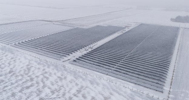 A snowy start for the Beard community solar/storage project. Image credit Equity Solar Illinois