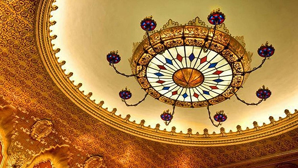 Photo courtesy of Meyda Tiffany Lighting