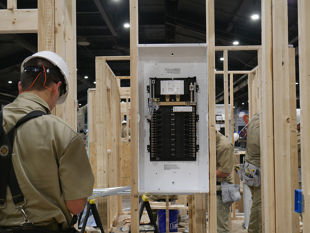 Leviton_Skills_Competition-1000.jpg