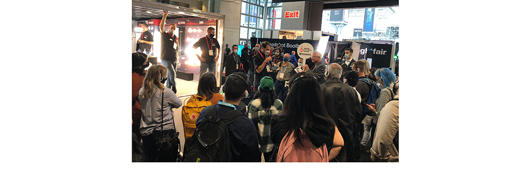 Mark Roush, principal, Experience Lighting, Red Bank, NJ, gave show attendees a tour of the show floor to highlight winners of the LightFair Innovation Awards.