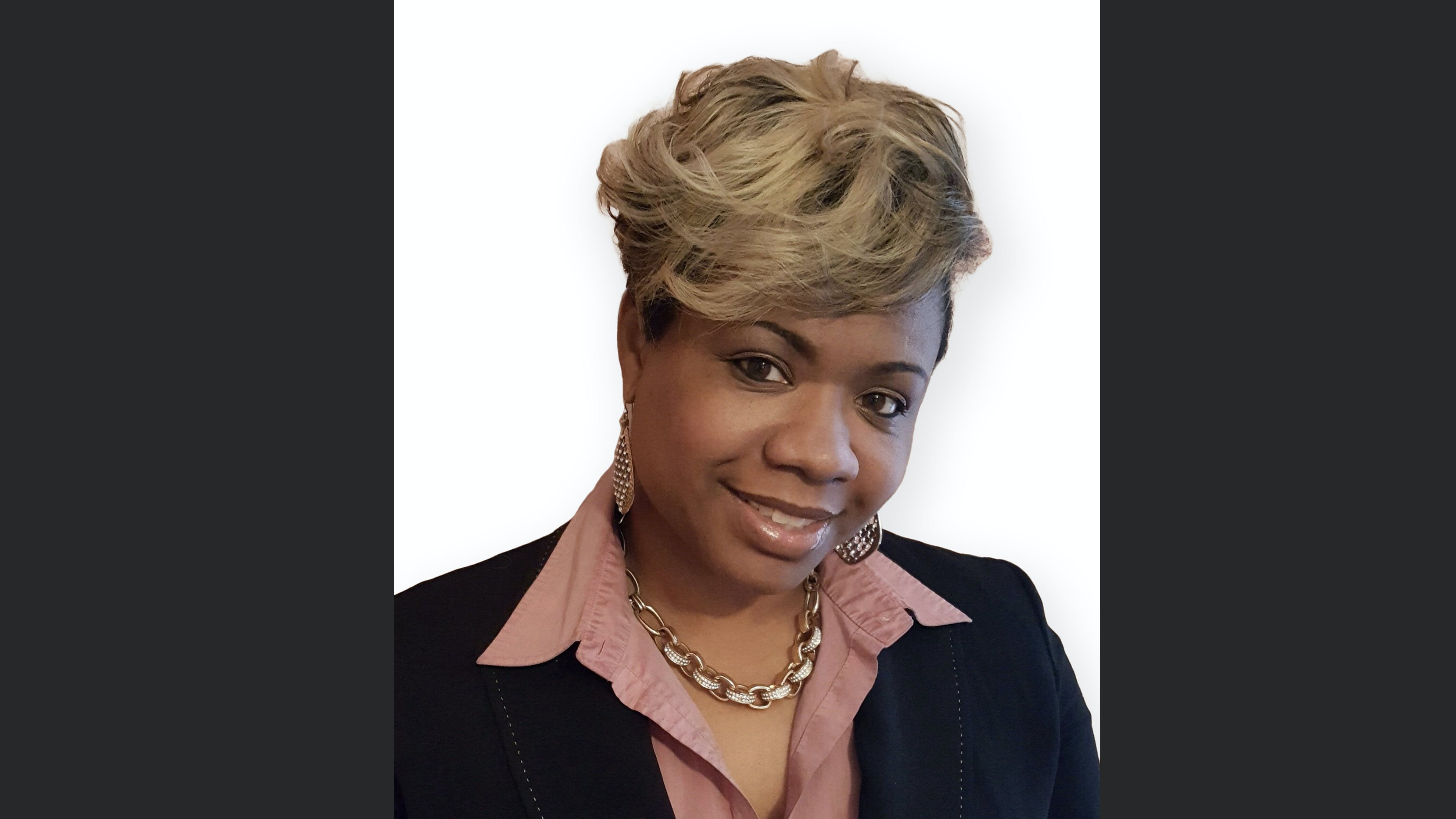 65cbd0a72160ae001e5f5b5b Vallen Timmons Sonia 1920