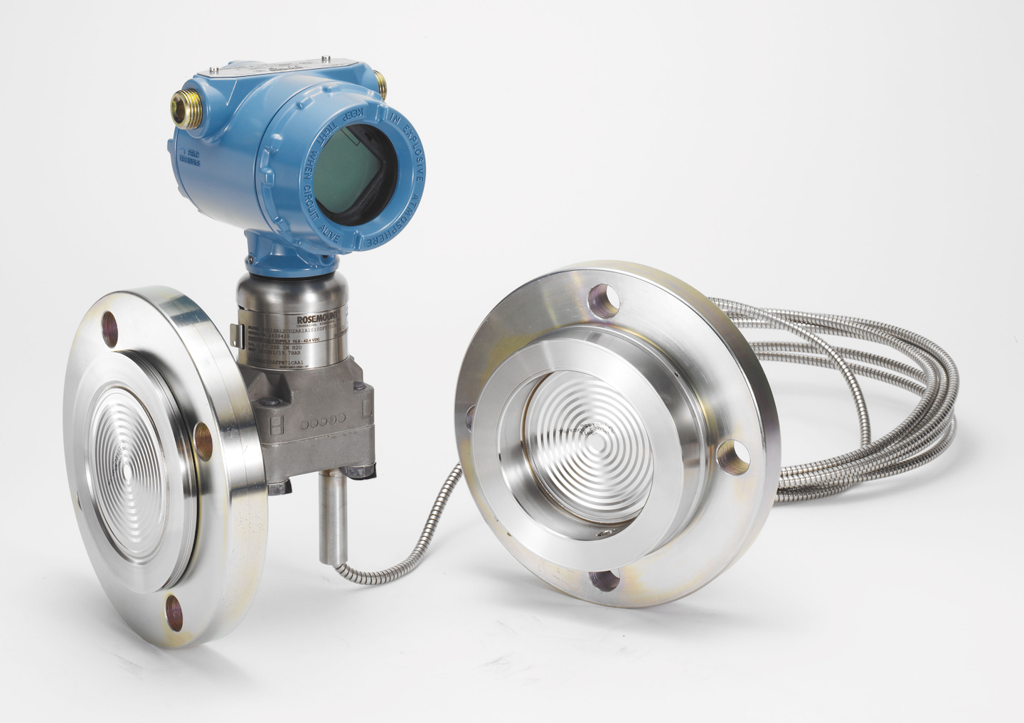 Advanced level instrumentation improves performance and safety PI