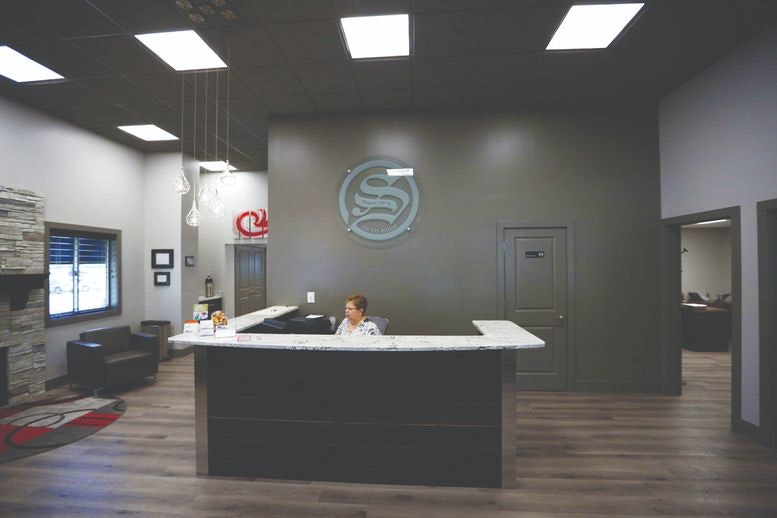 1673018017034 Autobodyreceptionarea1