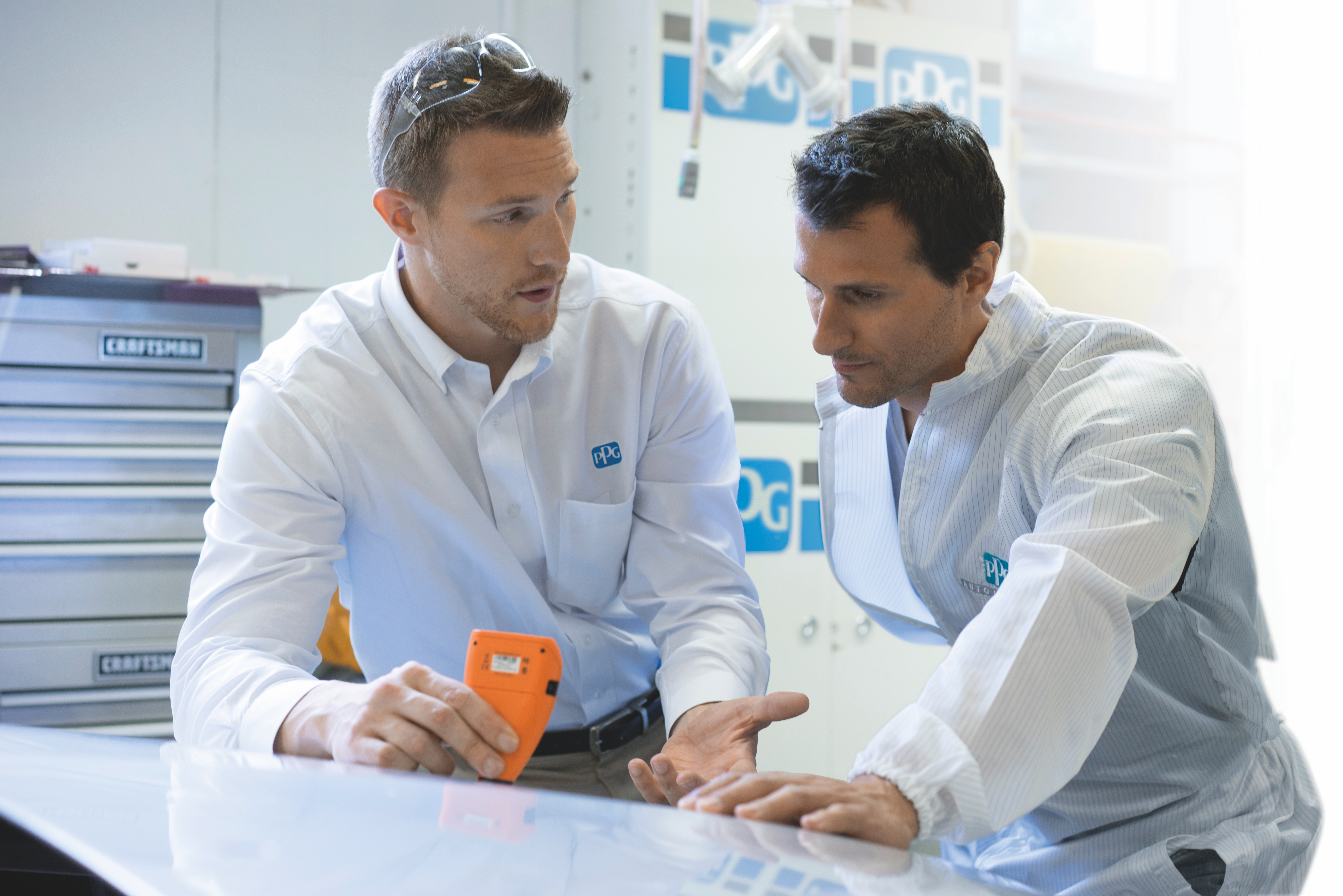 1673040084807 Erinqanda Salesmanwithpainter