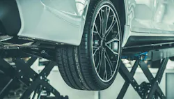 Guest Blog: Key factors for choosing the right car lift for EV servicing Guest Blog: Key factors for choosing the right car lift for EV servicing