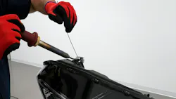 Because most headlight tabs are small and highly detailed, nitrogen plastic welding is the most effective repair method. Because most headlight tabs are small and highly detailed, nitrogen plastic welding is the most effective repair method.