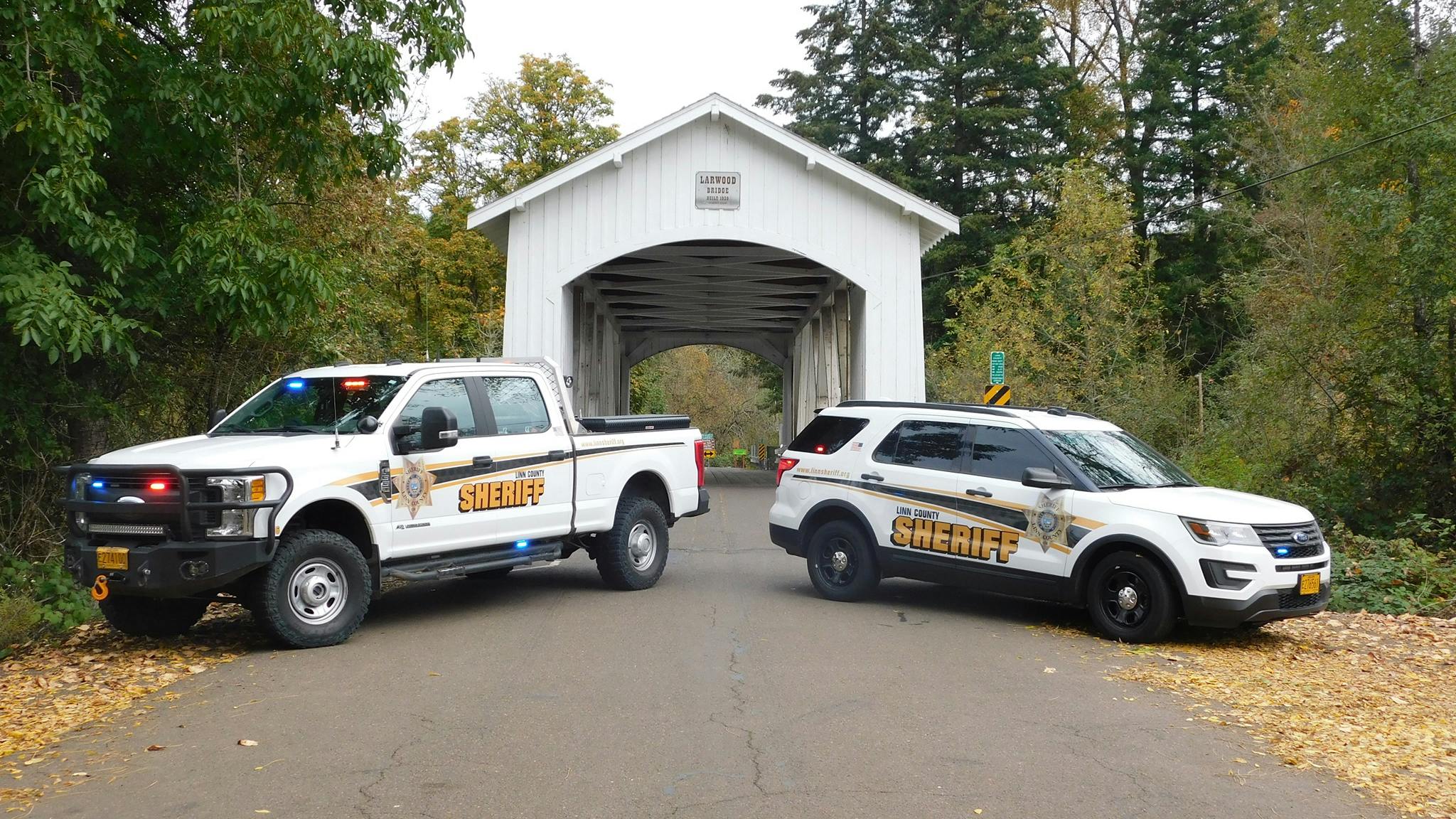 663a454b5c57aebf91833d12 Linn County Sheriffs Truck And Cruiser