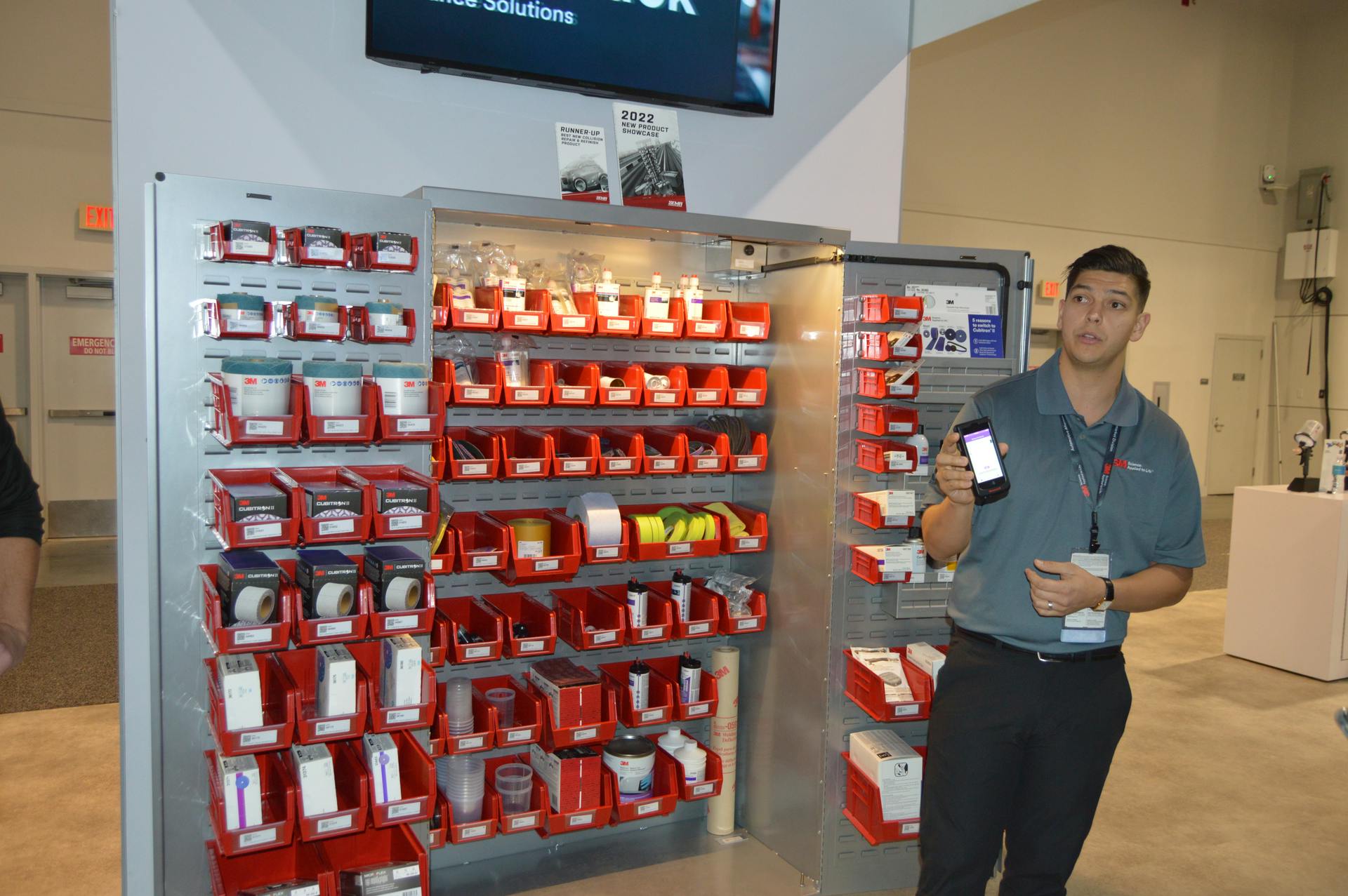 3M introduced its RepairStack Performance Solutions to media at the SEMA Show.
