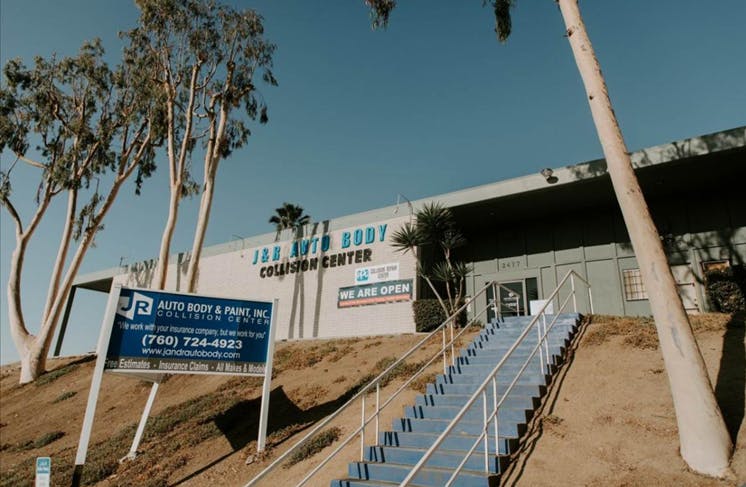 6656787c9ef9ba444c0b9150 J R