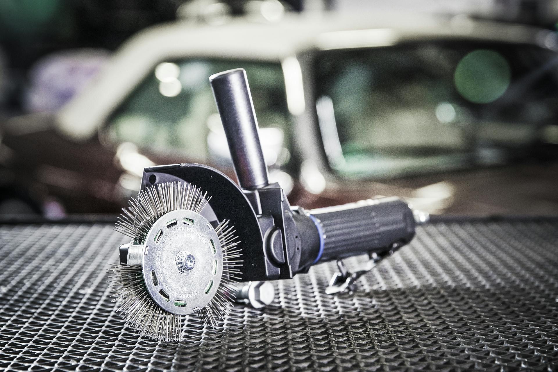 6656e0da162a3324ed3b42aa Monti Mbx