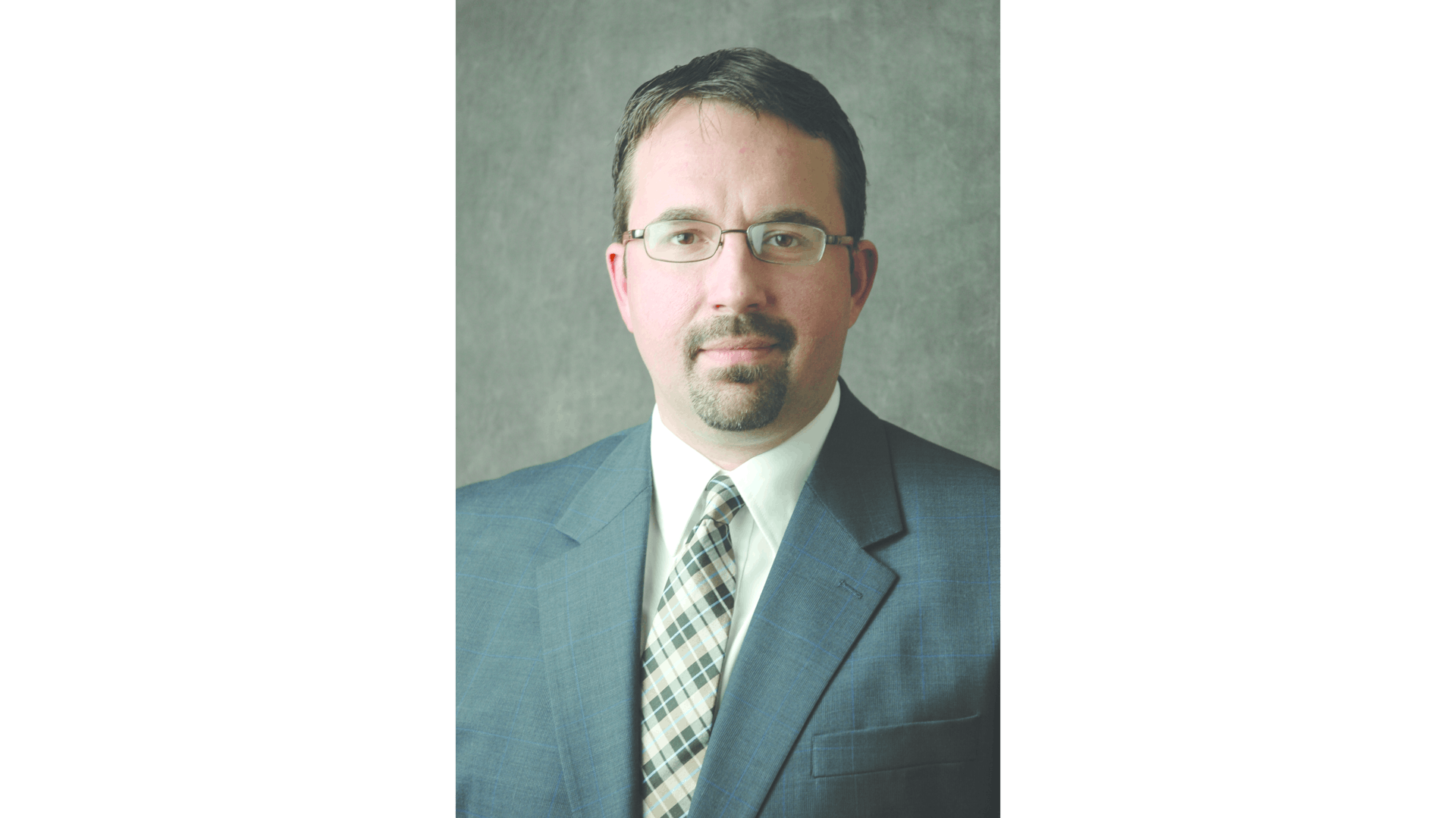 6656e4f738d66e869eb84d1d Dan S