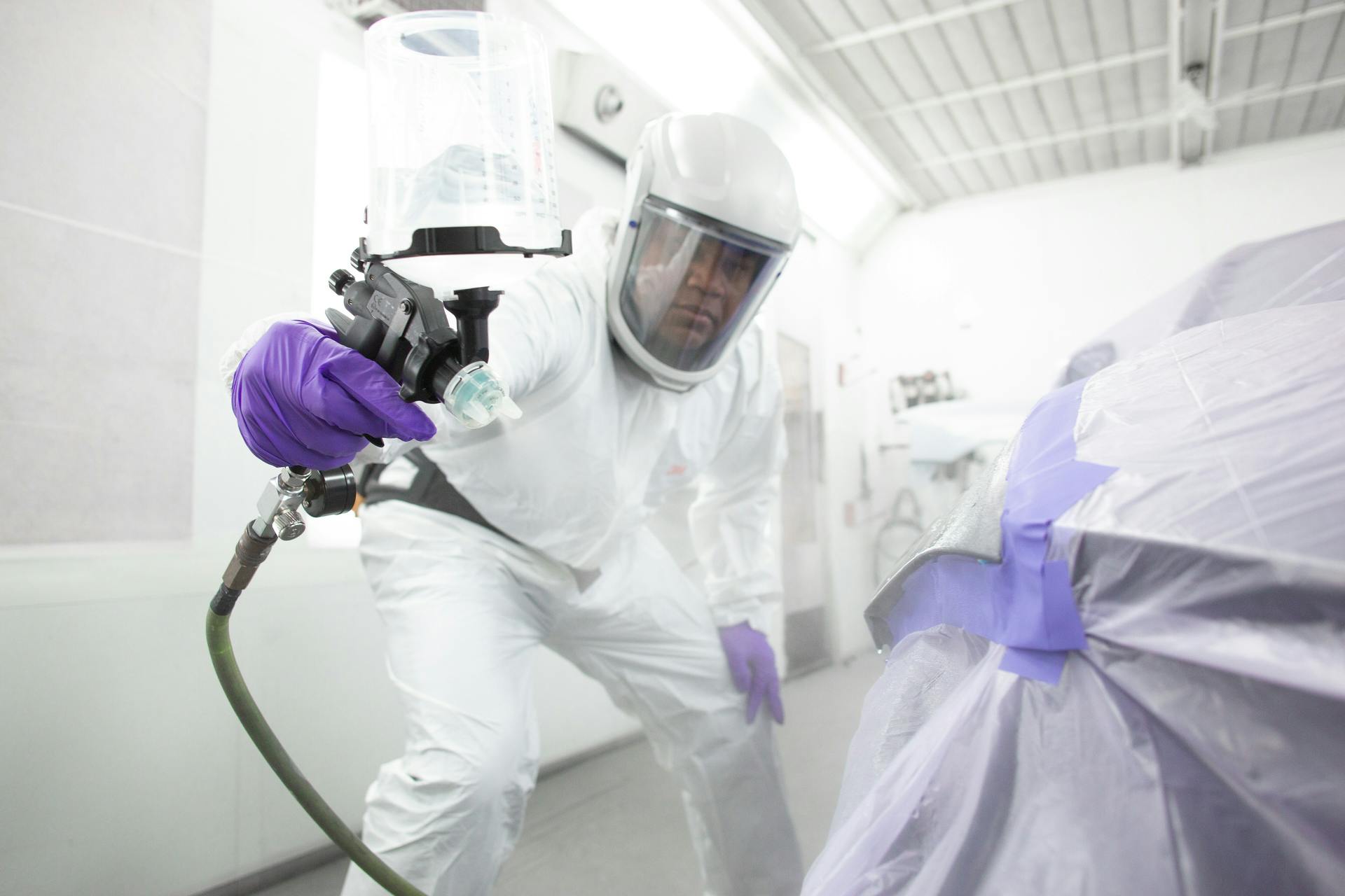 3 M Performance Spray Gun Image 1