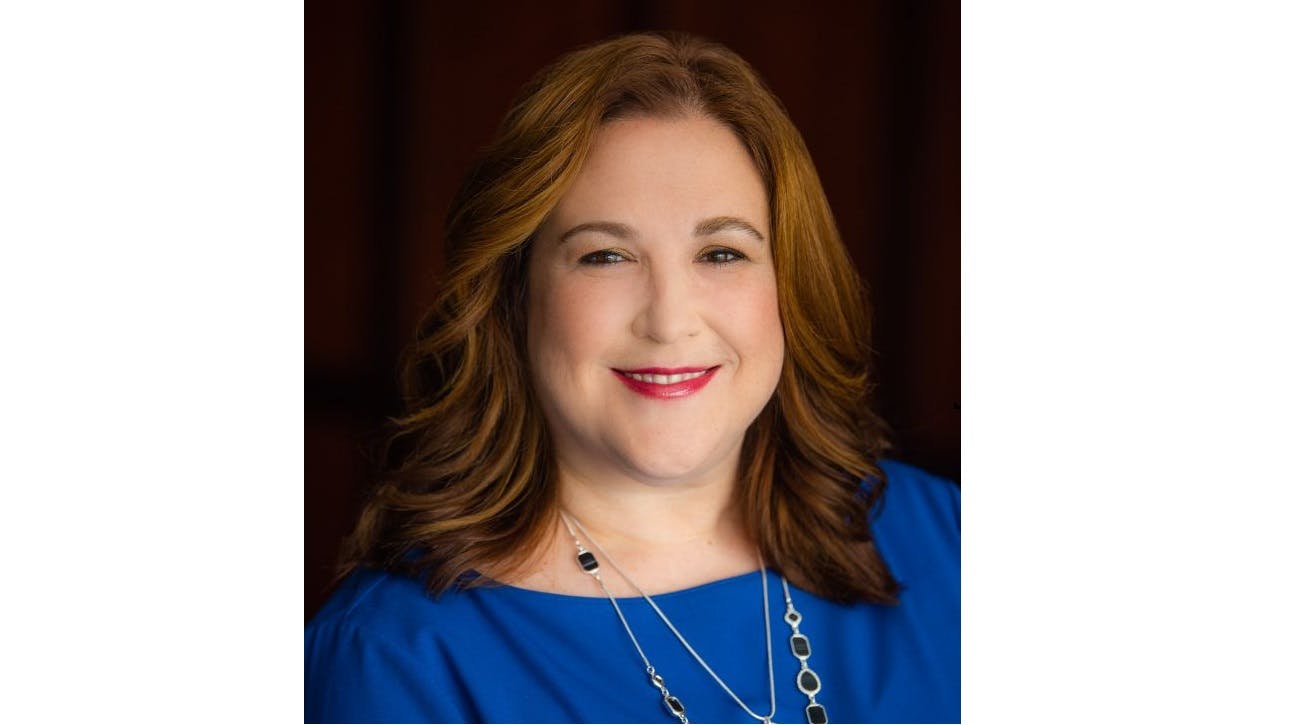 6656fc1f162a330c3f3b558e Kim Devallance Caron 2020