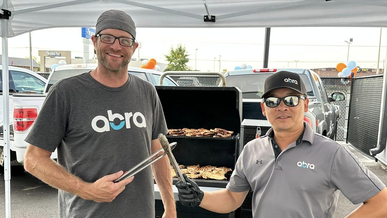 66feb97c0d926b8493b9c000 Abra Bbq
