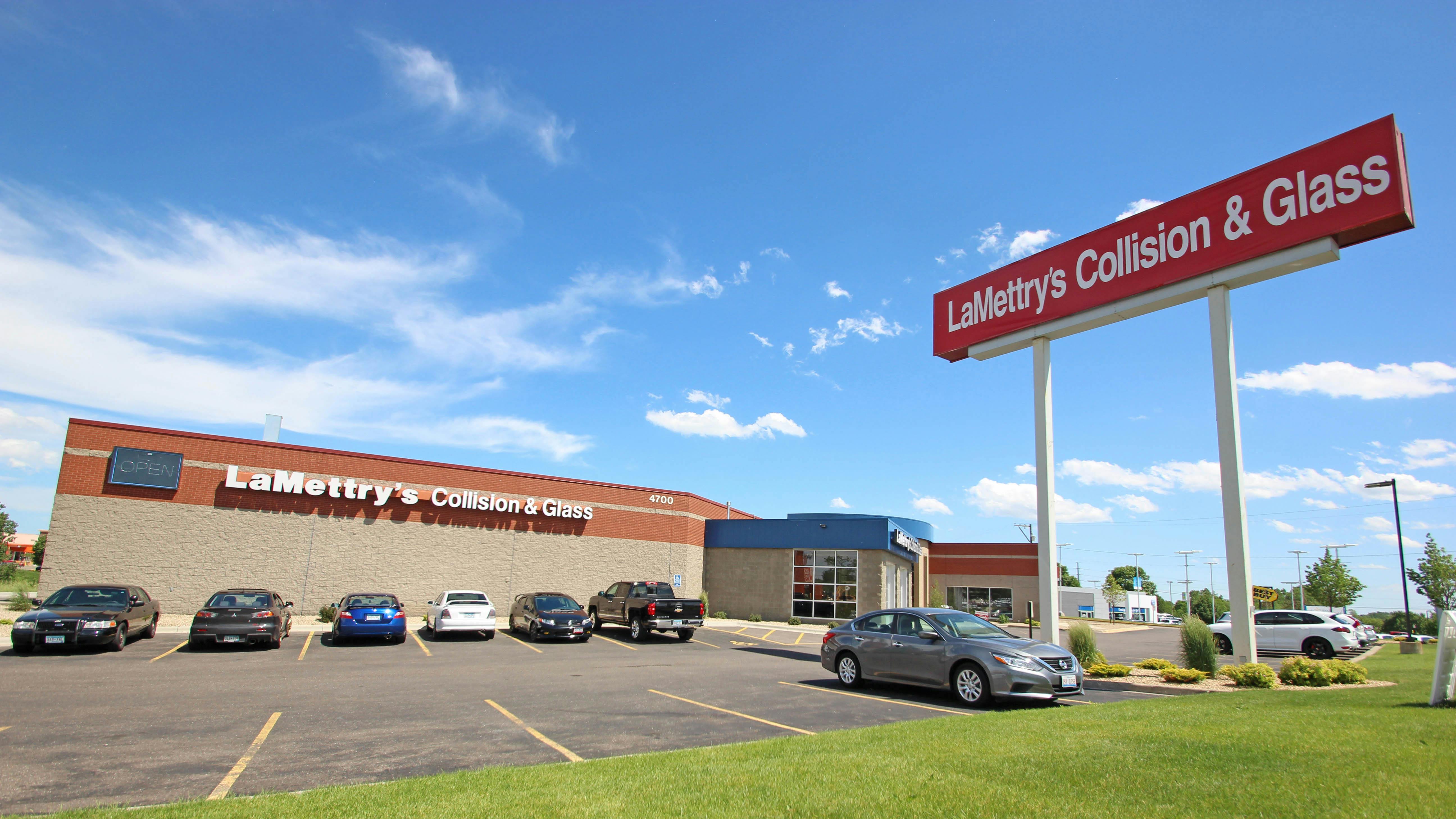 LaMettry's Collision & Glass location in Inver Grove Heights, Minnesota.