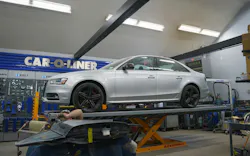 Paintworx Collision Center boasts top-of-the-line equipment, including Car-O-Liner frame machines. Paintworx Collision Center boasts top-of-the-line equipment, including Car-O-Liner frame machines.