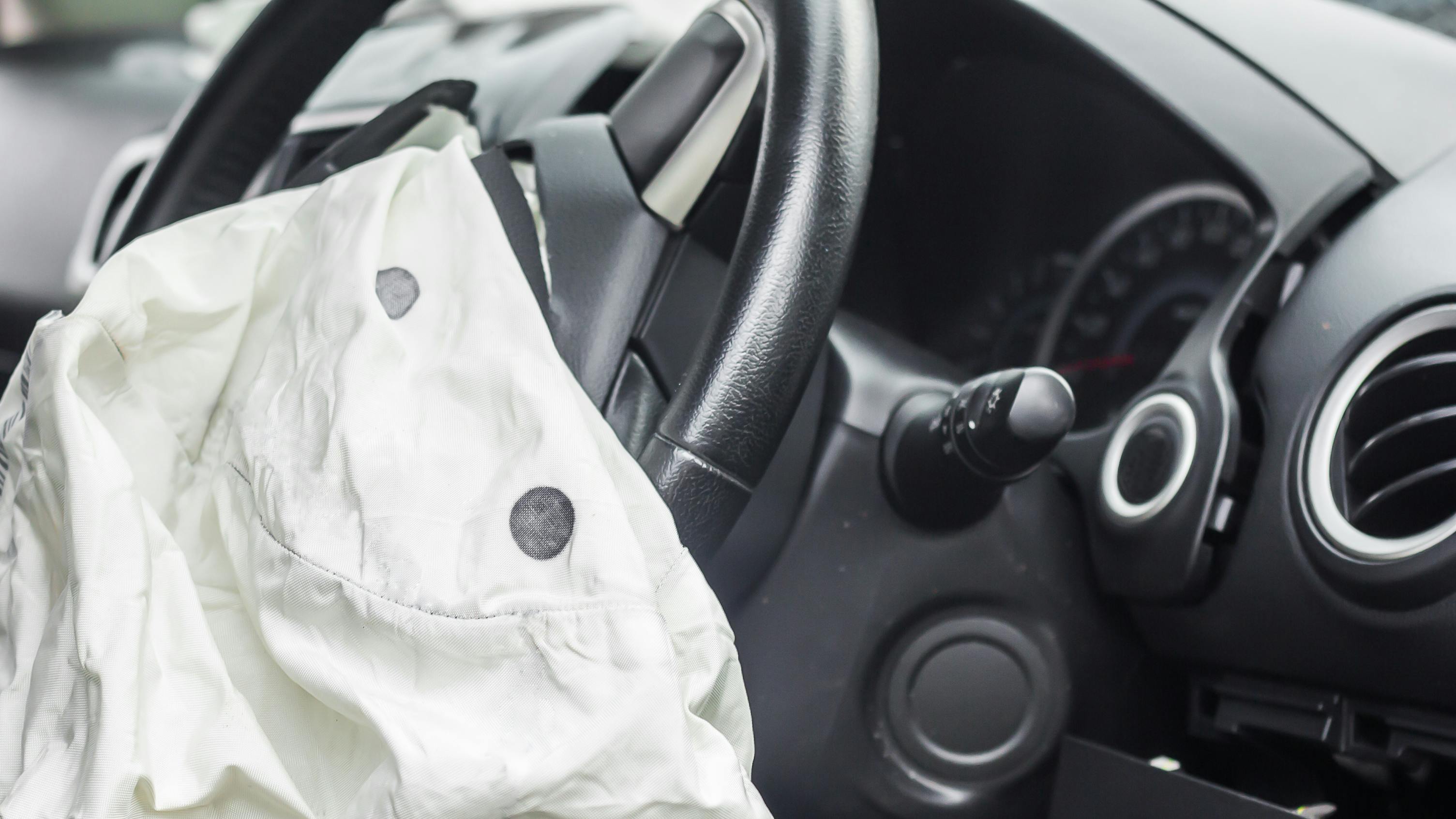 At the end of 1993, the Insurance Institute for Highway Safety (IIHS) said that 91 percent of all 1994 model-year passenger cars were equipped with airbags, at least on the driver&rsquo;s side.