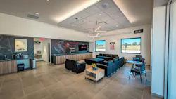 stuart_s_paint__body_grapevine2 stuart_s_paint__body_grapevine2