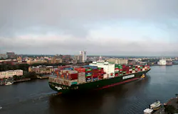 Refrigeratedtransporter 1364 Gpa Sets Tonnage Record Pic Refrigeratedtransporter 1364 Gpa Sets Tonnage Record Pic