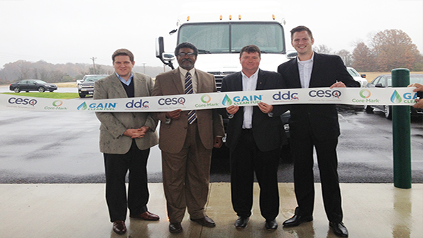 Refrigeratedtransporter 1375 Us Oil Ribbon Cutting