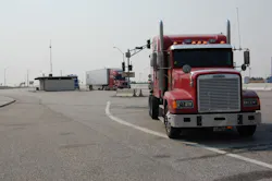 Fleetowner Com Sites Fleetowner com Files Uploads 2015 10 Stopped1 Fleetowner Com Sites Fleetowner com Files Uploads 2015 10 Stopped1