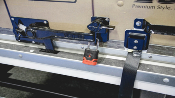 Refrigeratedtransporter 2271 Bolt Lock Pic