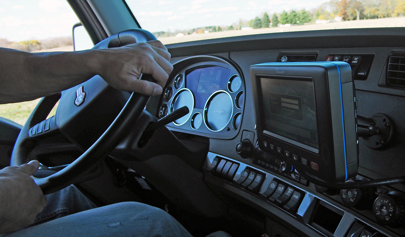 Trucker 1374 Eld1agm