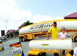 Trucker 6307 Cover Wife Closeup Trucker 6307 Cover Wife Closeup