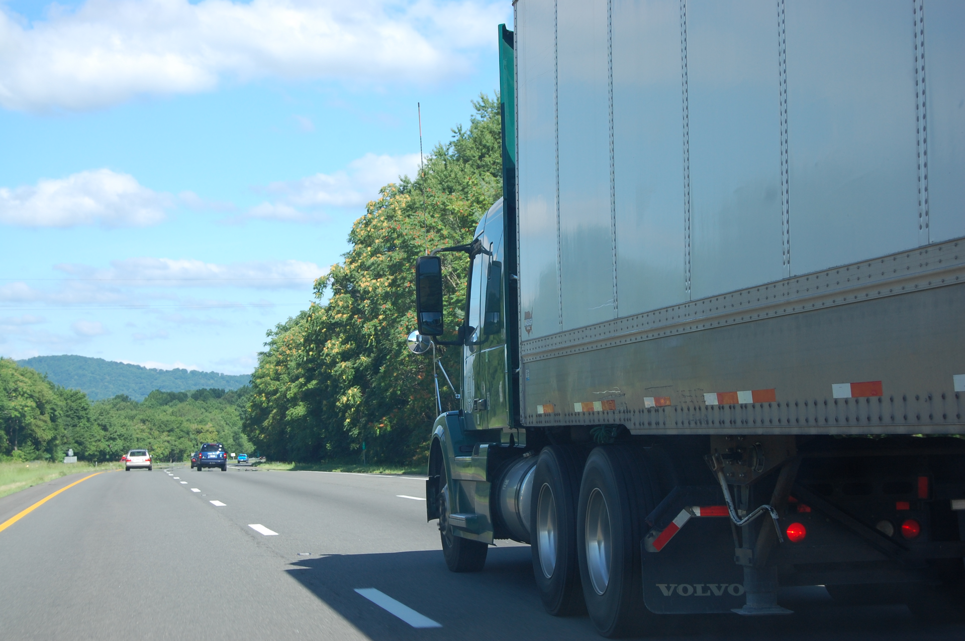 Trucker 6851 Drivinghwy3 1