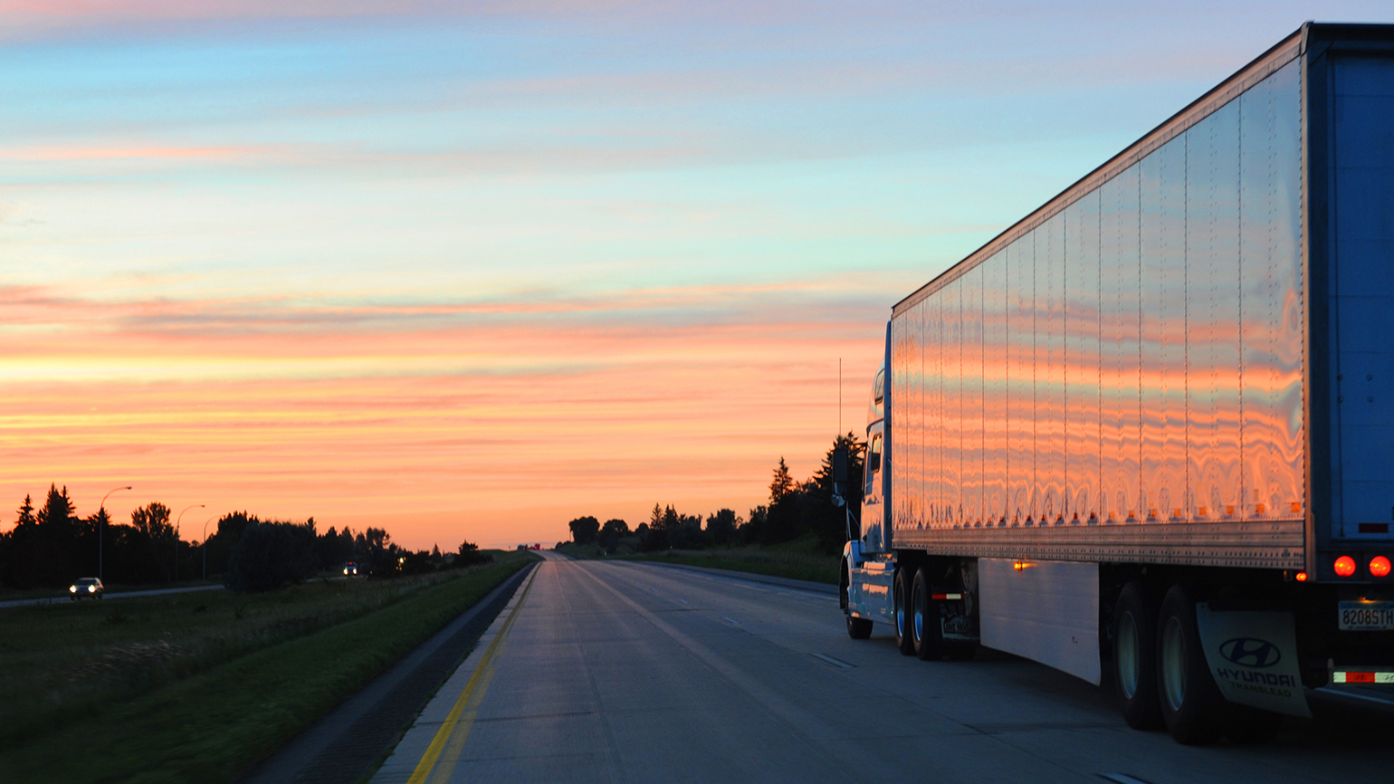 Trucker 6196 Link 092917 Fleetowner Highmileage Web