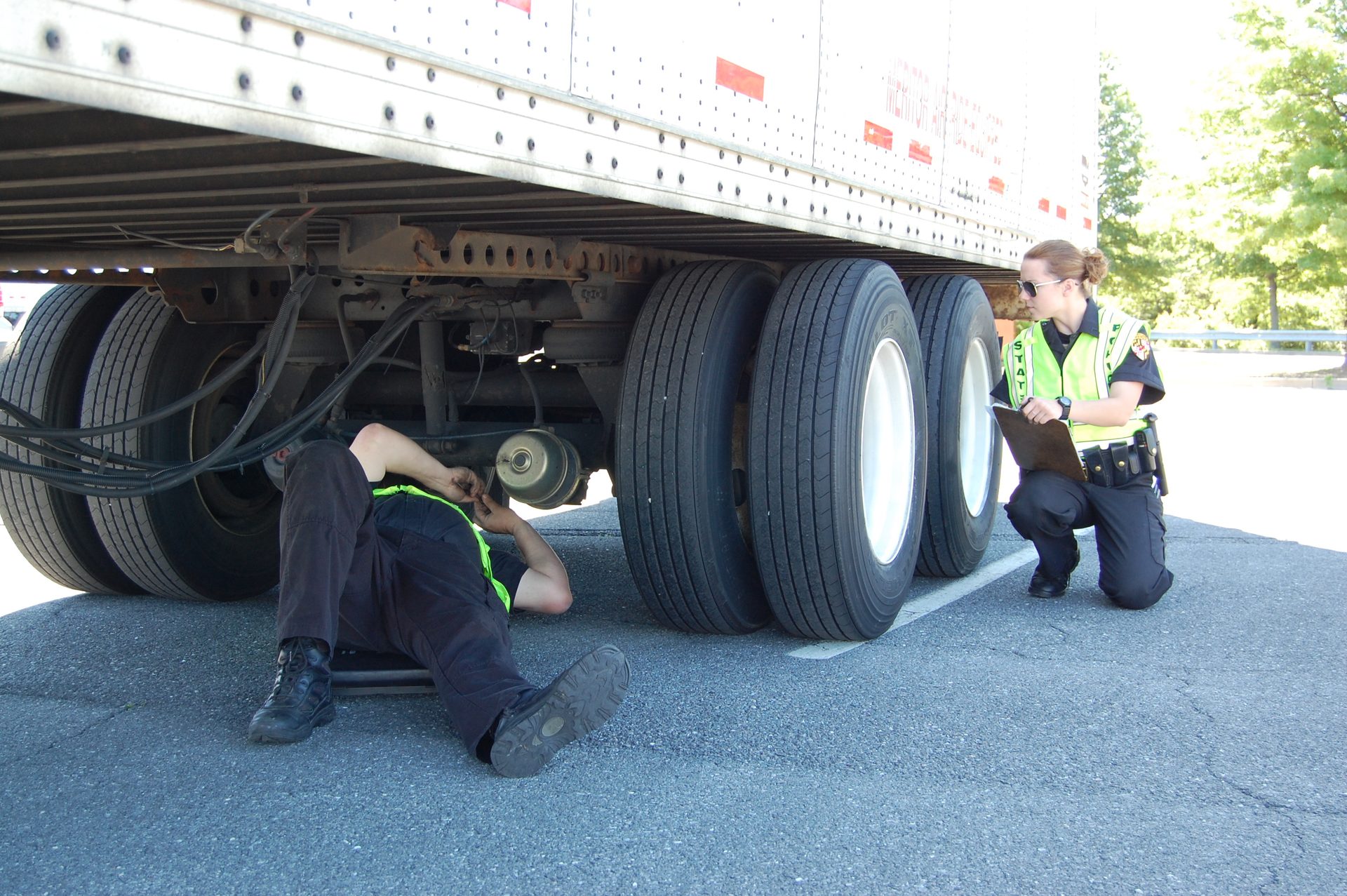 Brake violations down FleetOwner