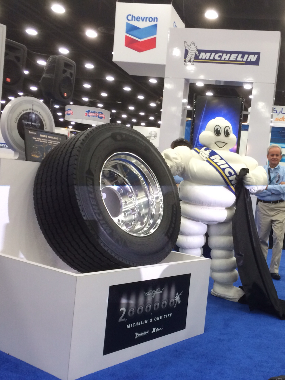 Michelin adds linehaul trailer tire and companion retread to its X One