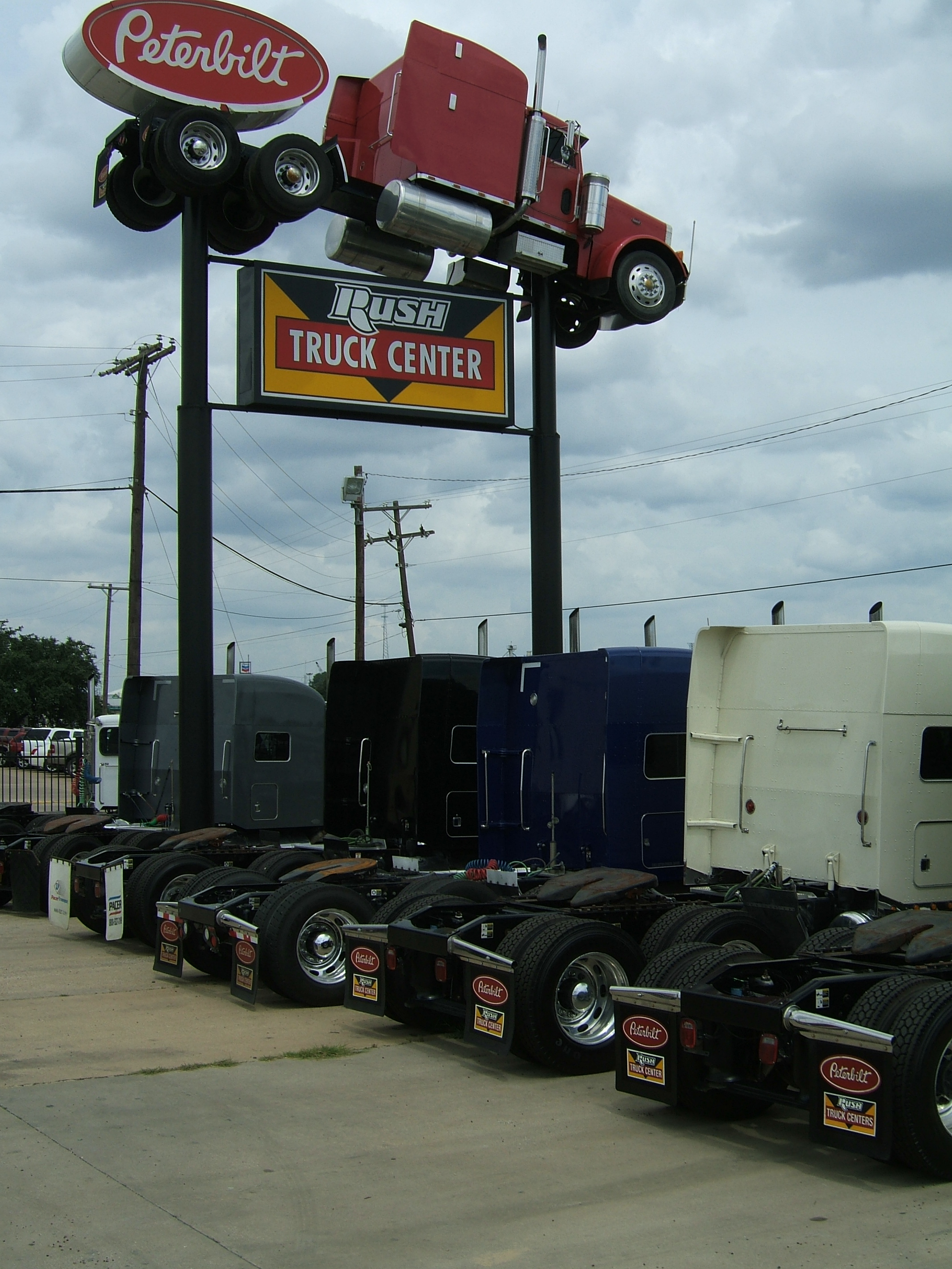 rush truck center cleveland