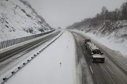 According to FHWA 467 fatalities are associated with icy driving conditions annually with 23 of all vehicle crashes every year ndash some 13 million ndash caused in part by inclement weather such as rain sleet snow fog and wind Photo courtesy of VDOT According to FHWA 467 fatalities are associated with icy driving conditions annually with 23 of all vehicle crashes every year ndash some 13 million ndash caused in part by inclement weather such as rain sleet snow fog and wind Photo courtesy of VDOT