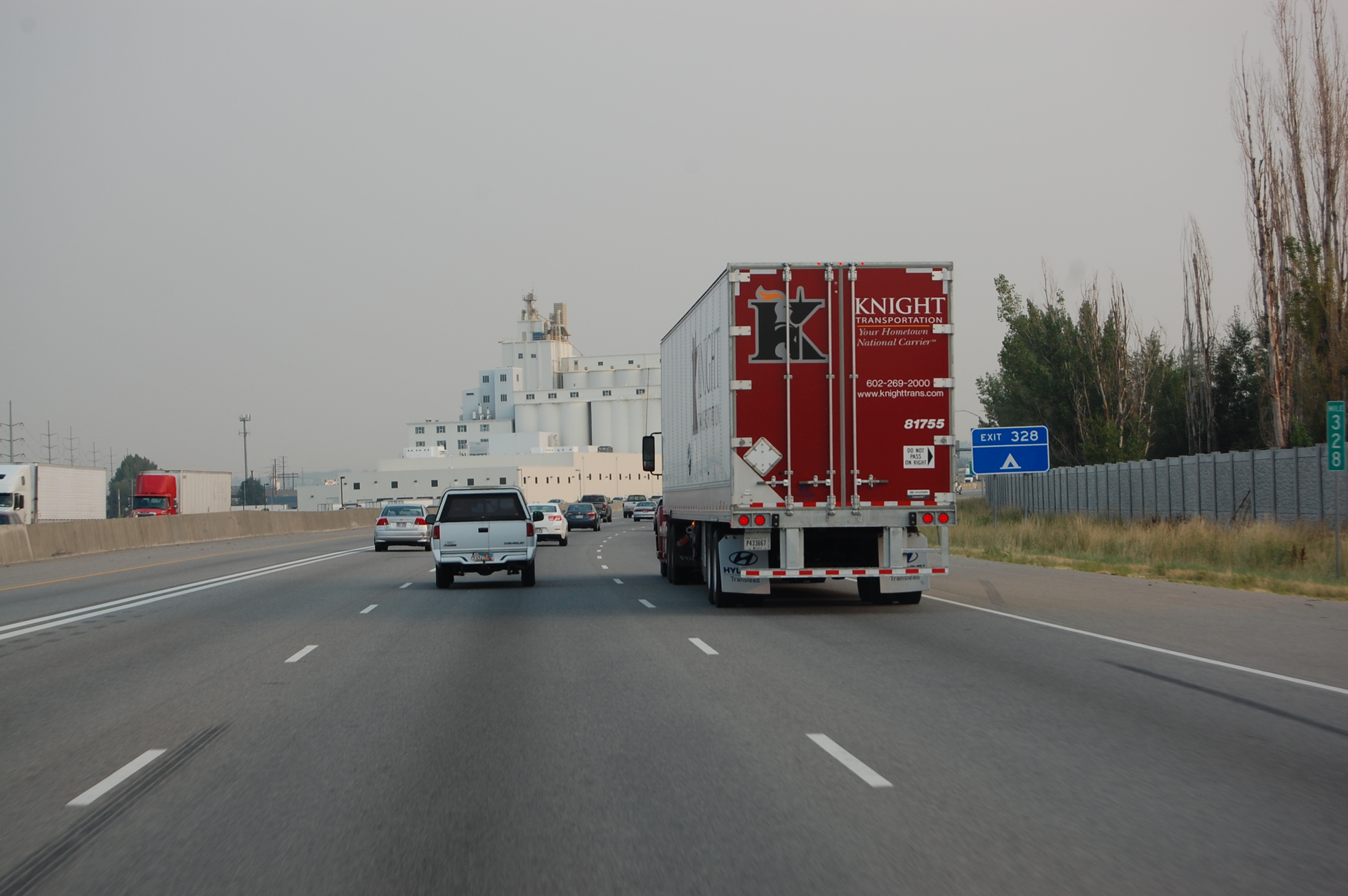 TCP says that 41 of motor carrier executives it polled still expect their freight revenue rates to rise this year Photo by Sean KilcarrFleet Owner