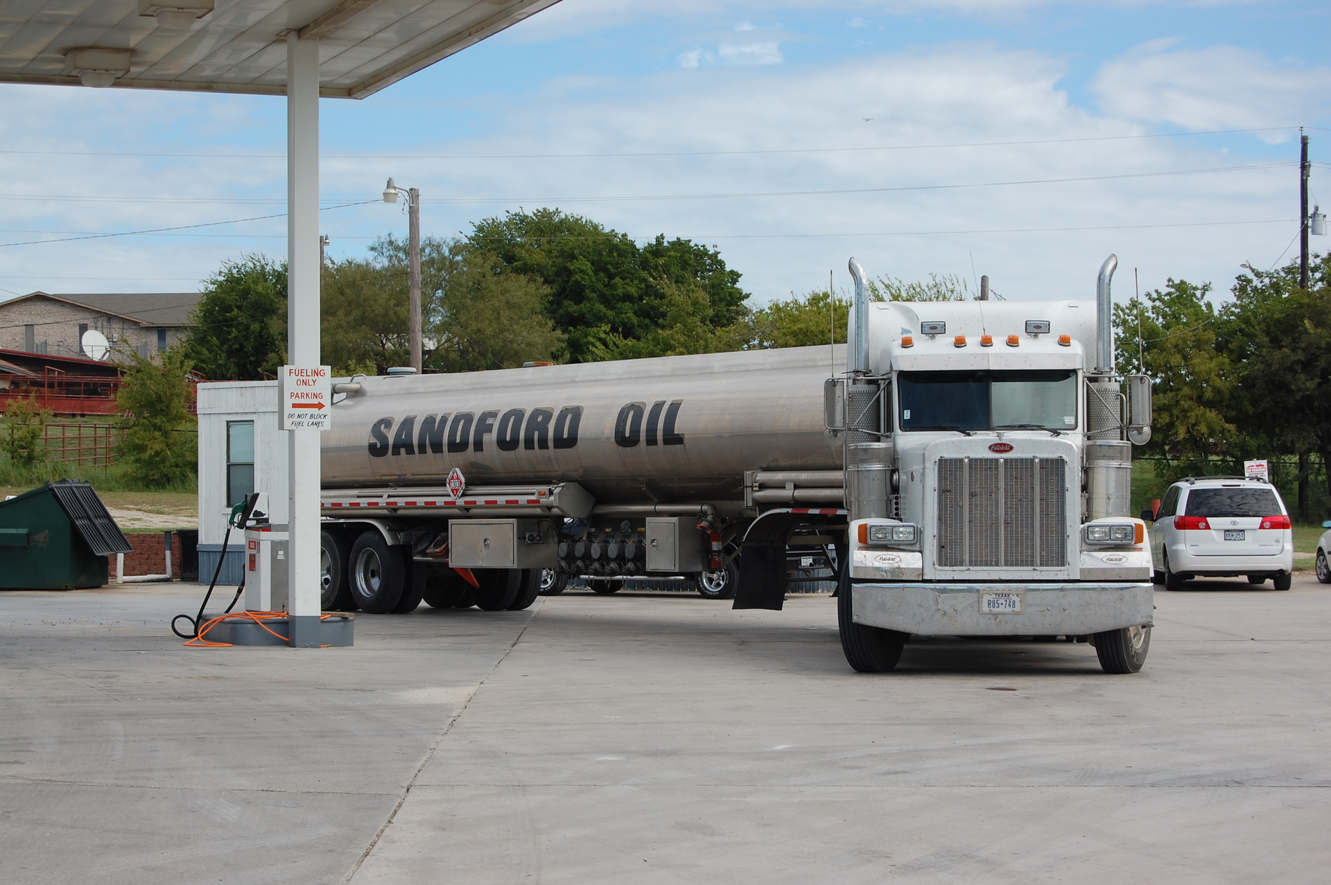 EIA also noted that the population of vehicles in the US capable of using E15 gasoline blends remains very small Photo by Sean KilcarrFleet Owner