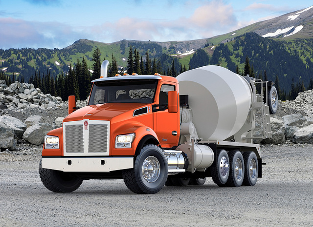 Kenworth T880 Mixer
