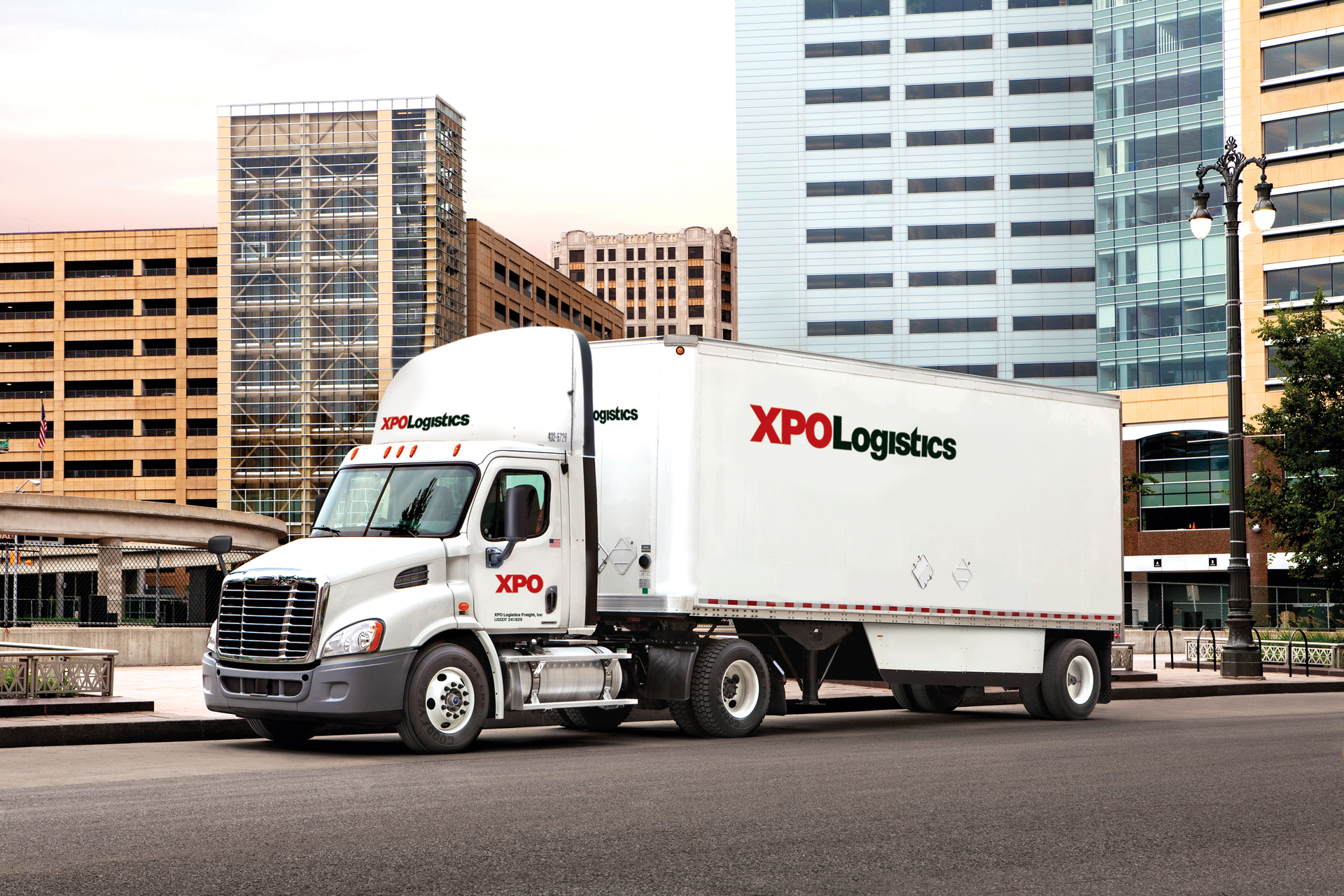 XPO Logistics announced it has completed the rebranding of its North American lessthantruckload business