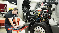 Digital diagnostics truck tech Digital diagnostics truck tech