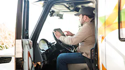 Omnitracs driver using IVG while parked Omnitracs driver using IVG while parked