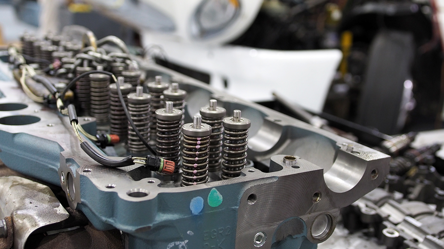 Heavy truck engine disassembled