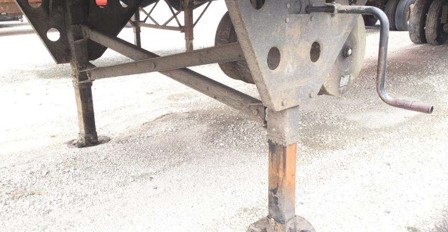 trailer landing gear