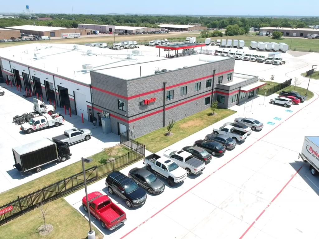 Ryder opens new maintenance facility near Fort Worth, TX FleetOwner